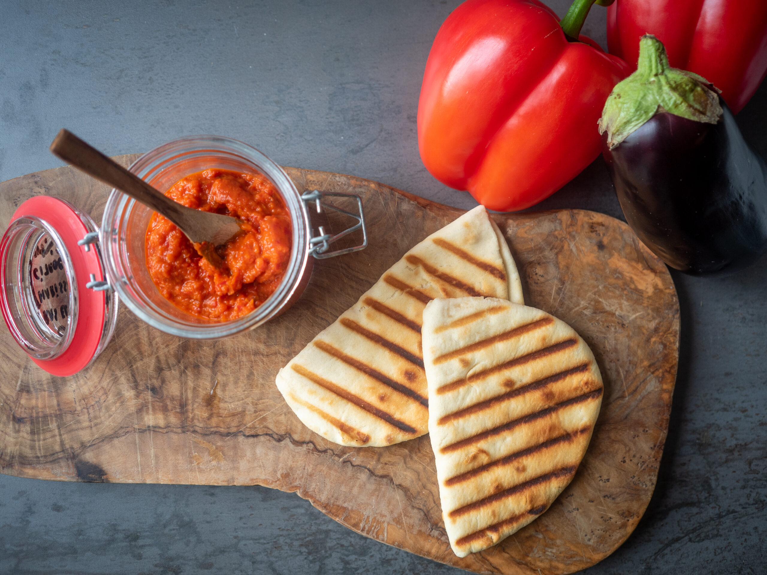 Ajvar, zomerse dip uit de Balkan - Pimentón